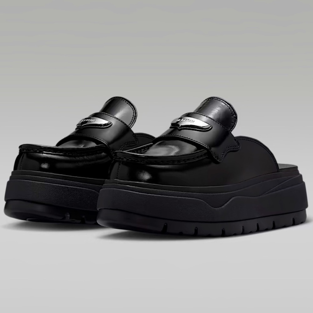 🖤 Nike Air Jordan Mule Black 🖤 - Picture 1 of 5